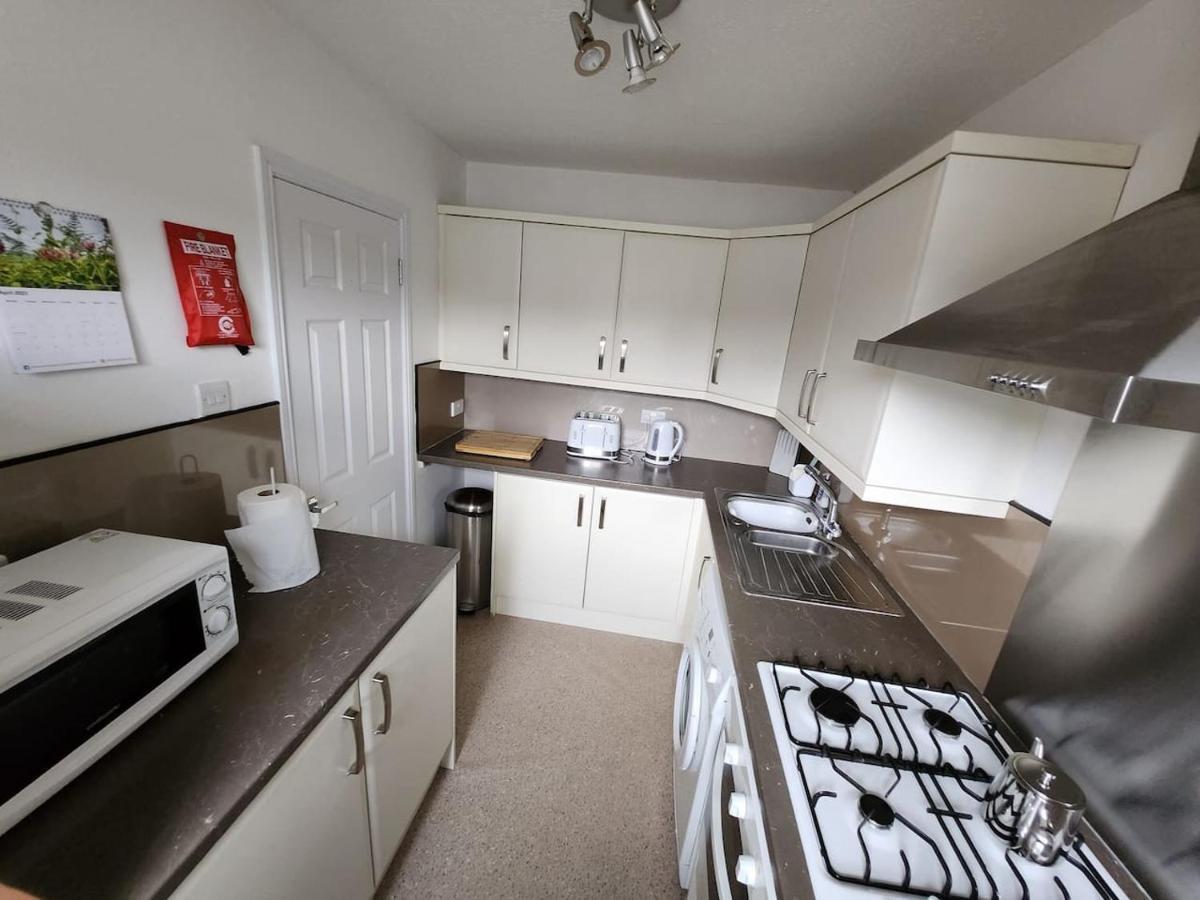 10 Ladyknowe Court Apartment Мофат Екстериор снимка
